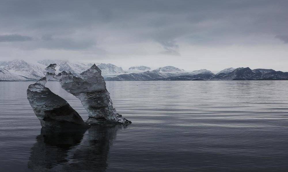 Image Diaporama - Iceberg au large de l'île du Spitzberg (nord de (...)