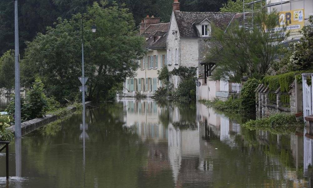 Image Diaporama - Samois sur Seine : inondation des rues et des (...)