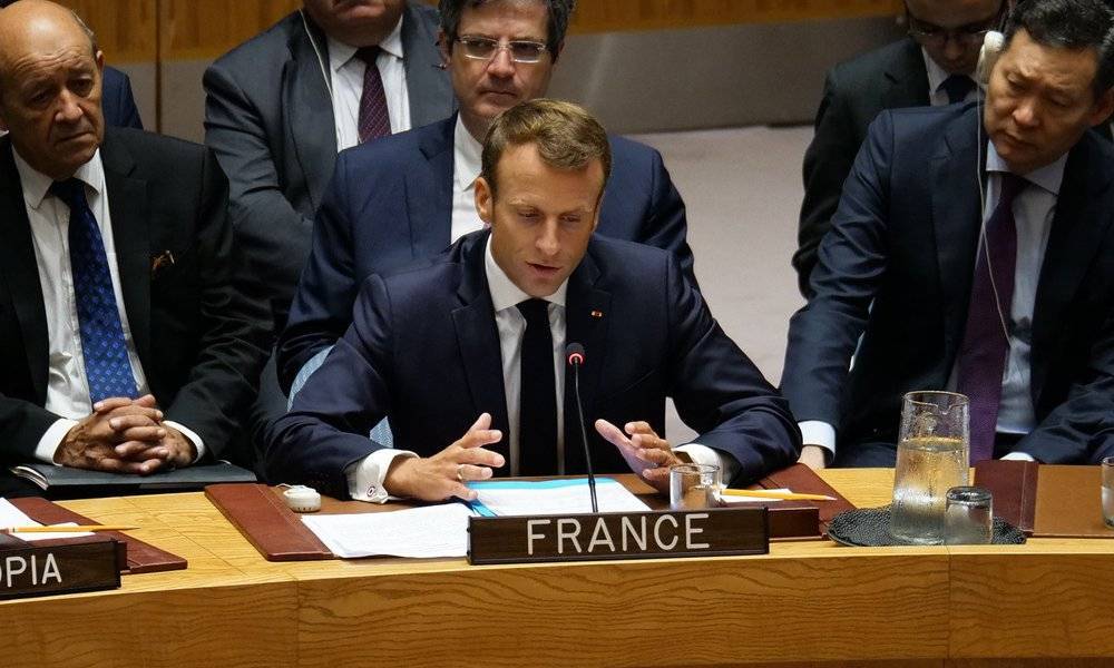 Image Diaporama - Speech by President Emmanuel Macron during (...)