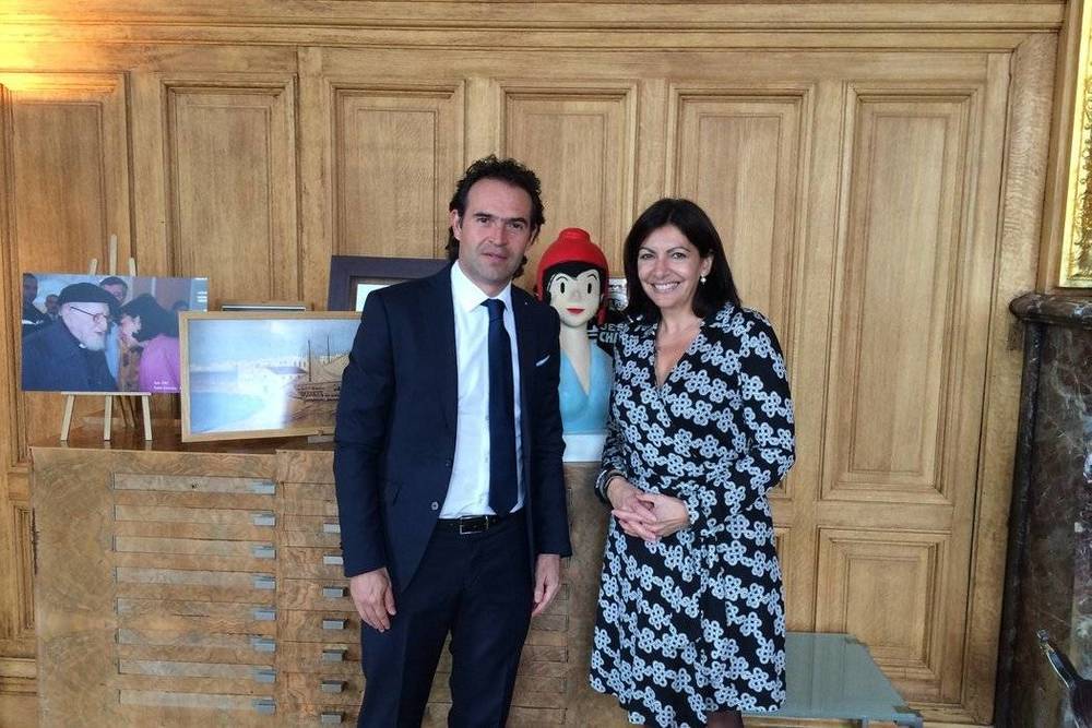 Image Diaporama - Les deux maires à Paris en juin 2016. Photo : (...)