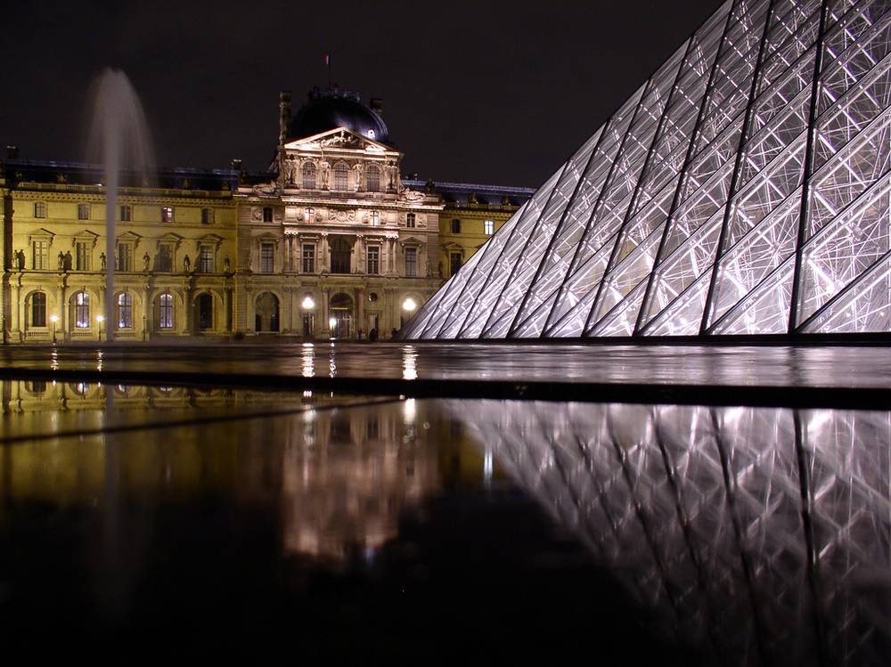 اكتشفوا متحف اللوفر في باريس - وزارة أوروبا والشؤون الخارجي