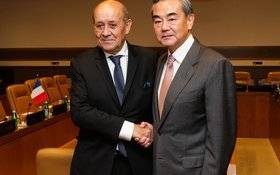 Image Diaporama - Jean-Yves le Drian et Wang Yi, ministre des (...)